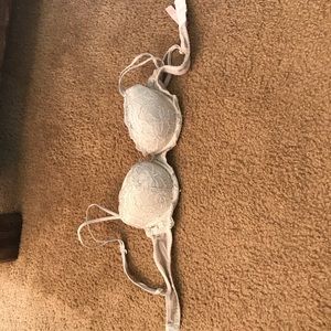 White lace bra